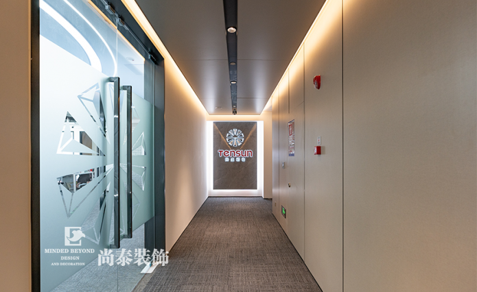 深圳市龍華區科技公司辦公室裝修效果圖